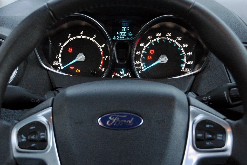 FORD NEW FIESTA SEDAN, foto 42