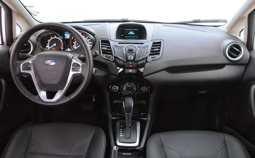 FORD NEW FIESTA SEDAN, foto 45