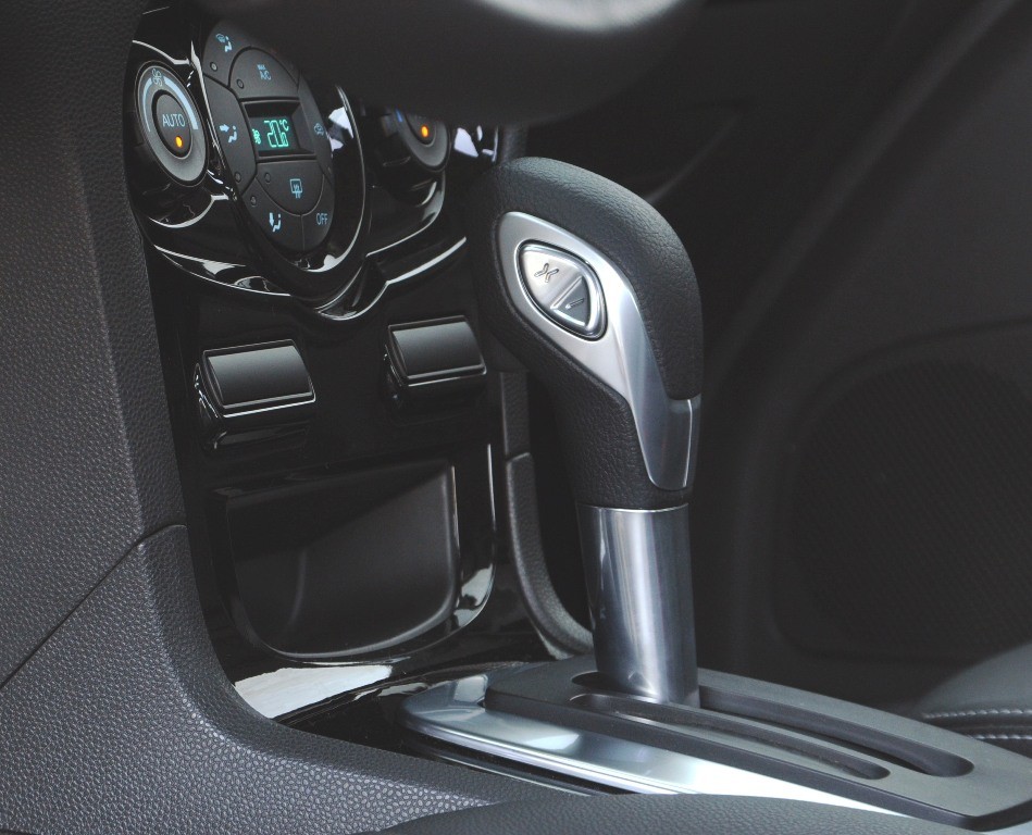 FORD NEW FIESTA SEDAN, foto 49