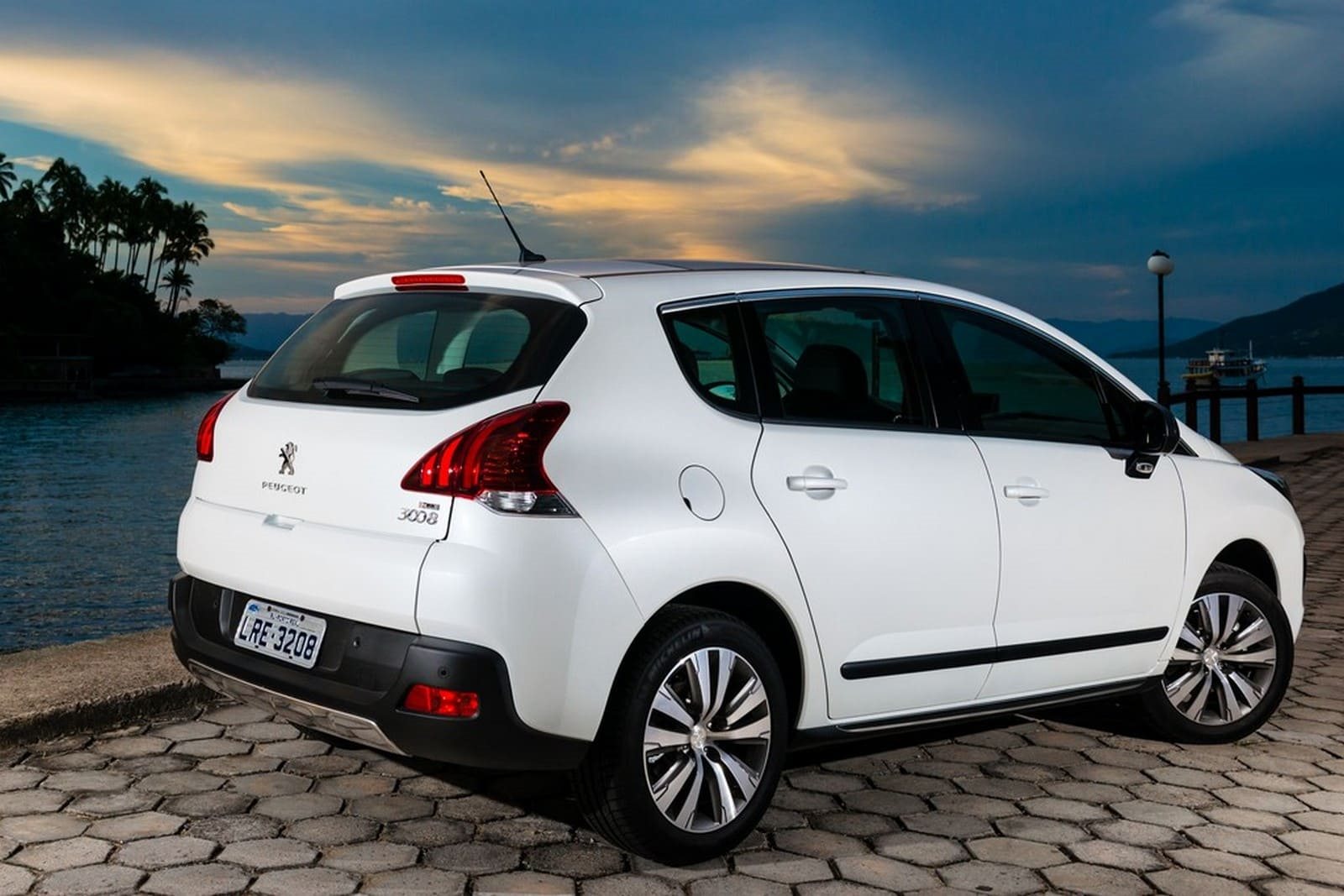 PEUGEOT 3008, foto 13