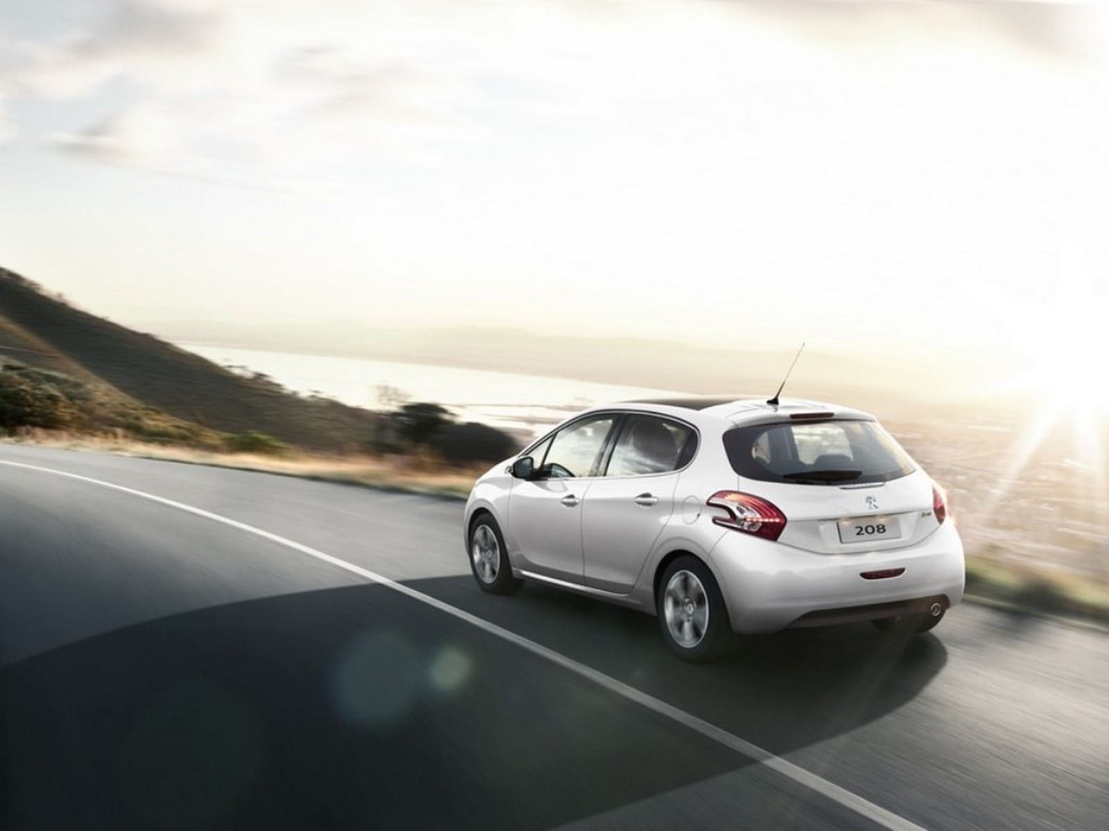PEUGEOT 208, foto 18