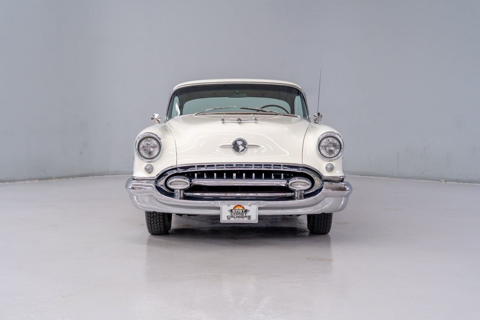 1955 - OLDSMOBILE SERIES 88 HOLYDAY HARDTOP COUPÉ, foto 4