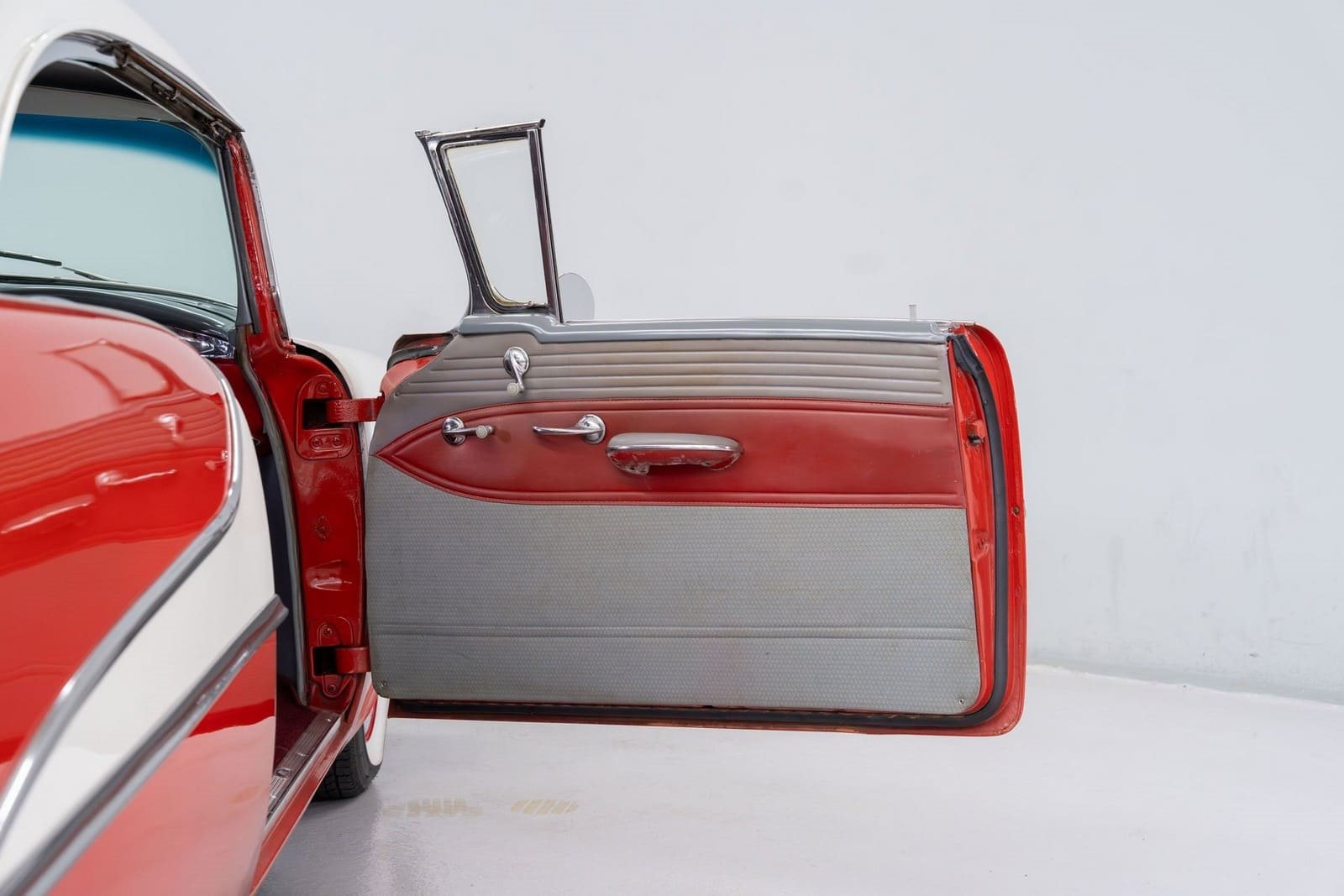 1955 - OLDSMOBILE SERIES 88 HOLYDAY HARDTOP COUPÉ, foto 10