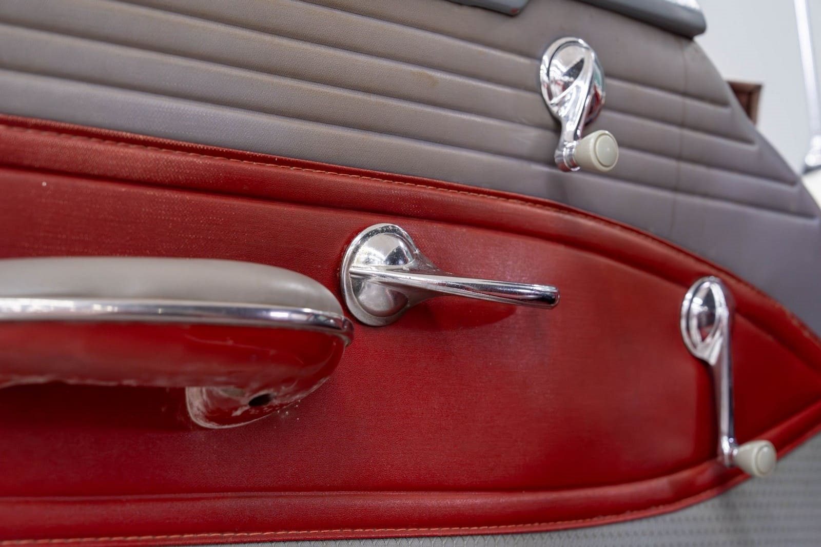 1955 - OLDSMOBILE SERIES 88 HOLYDAY HARDTOP COUPÉ, foto 45