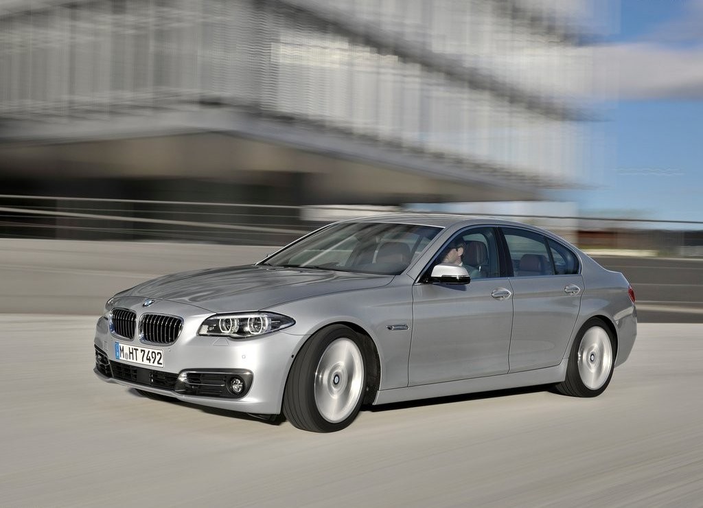 BMW 5 SERIES SEDAN, foto 7