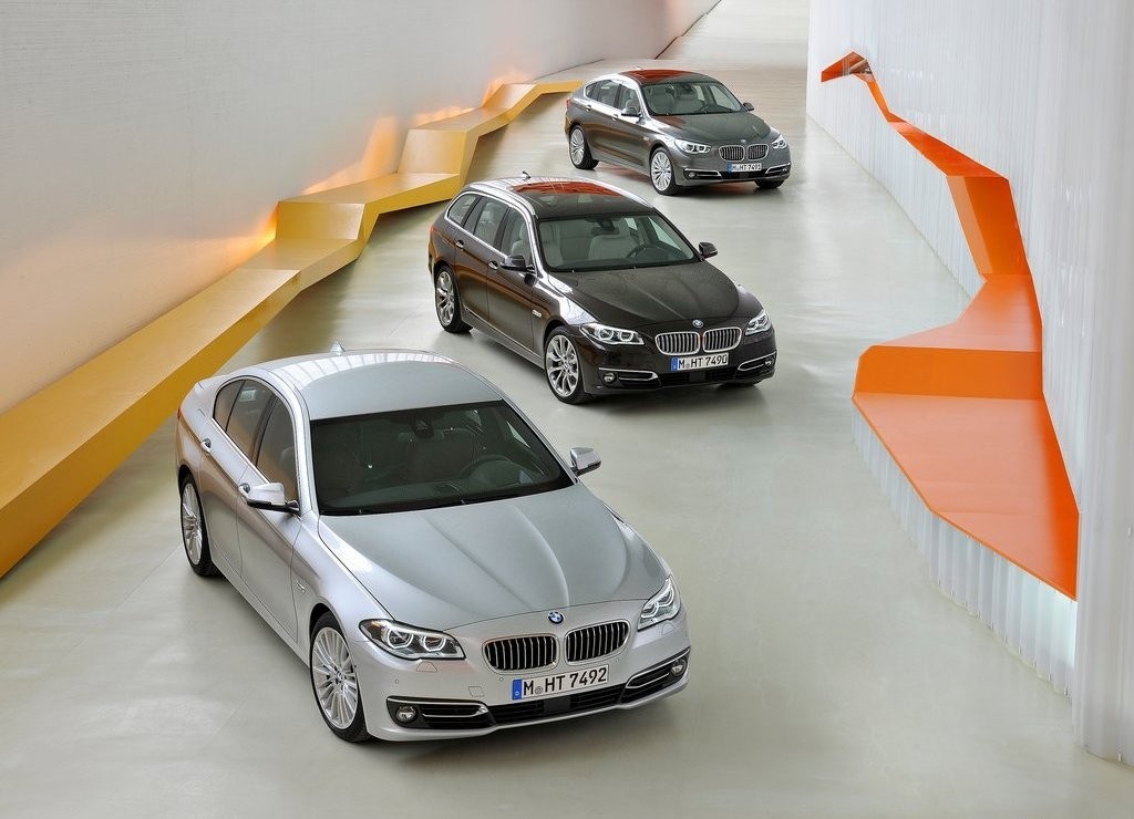 BMW 5 SERIES SEDAN, foto 22