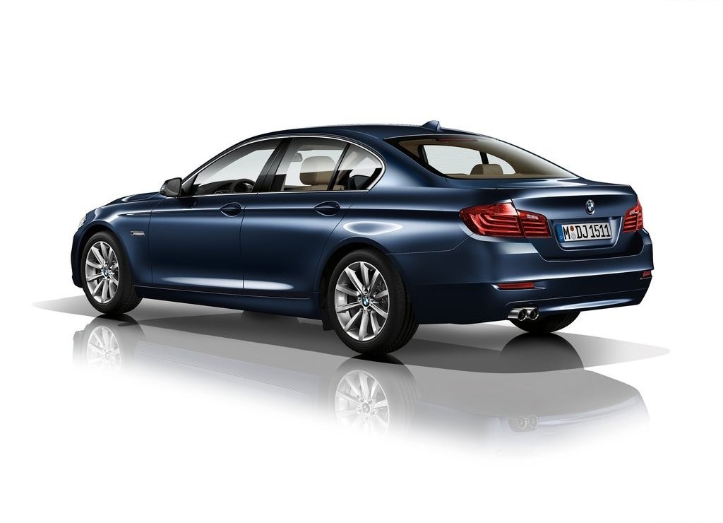 BMW 5 SERIES SEDAN, foto 28