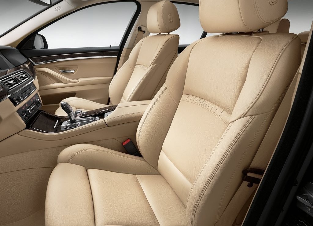 BMW 5 SERIES SEDAN, foto 40