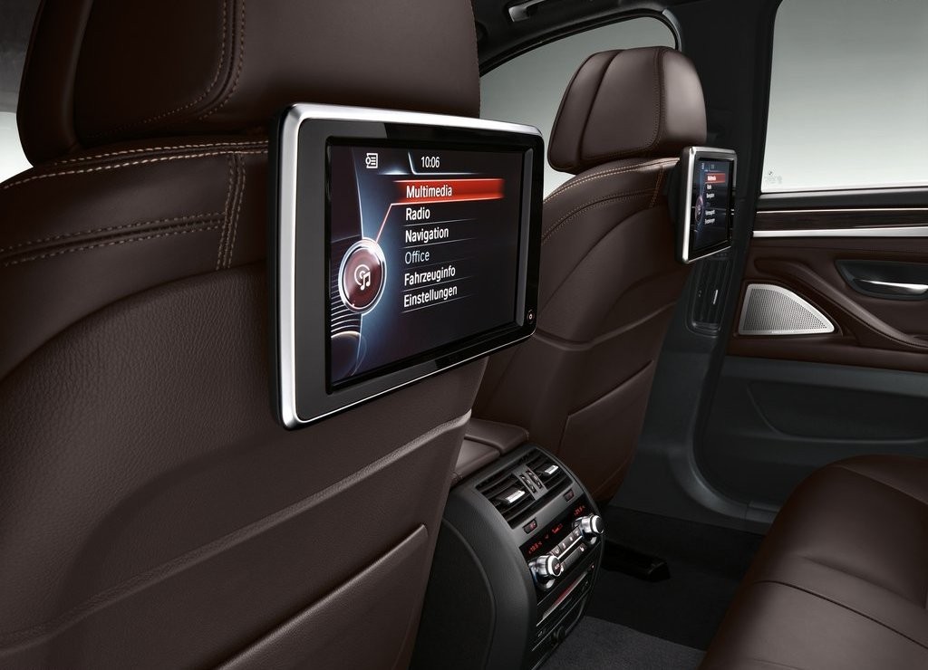 BMW 5 SERIES SEDAN, foto 43