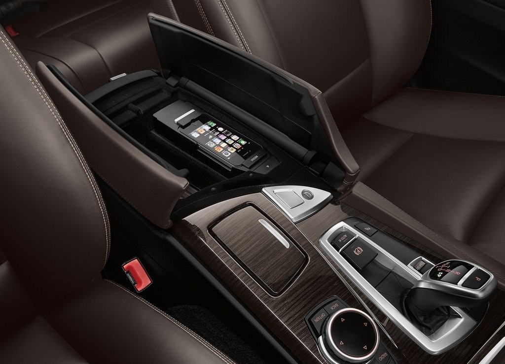 BMW 5 SERIES SEDAN, foto 48