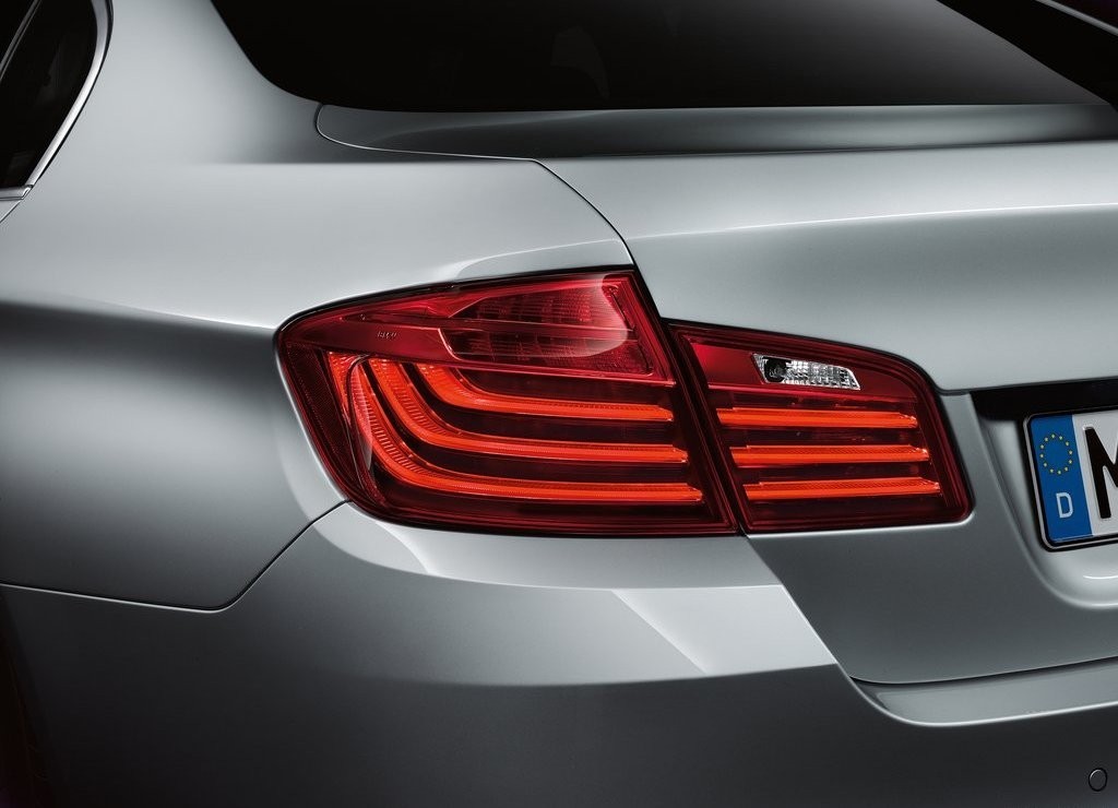 BMW 5 SERIES SEDAN, foto 53