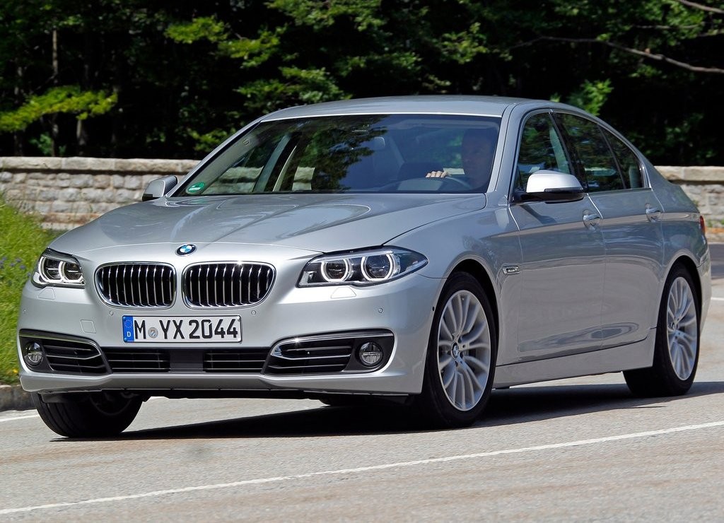 BMW 5 SERIES SEDAN, foto 63