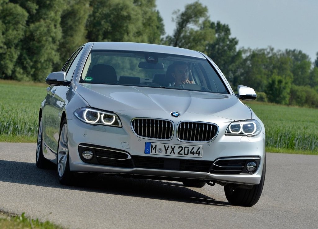 BMW 5 SERIES SEDAN, foto 65