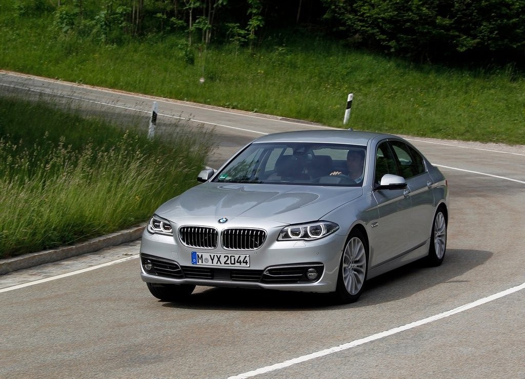 BMW 5 SERIES SEDAN, foto 66