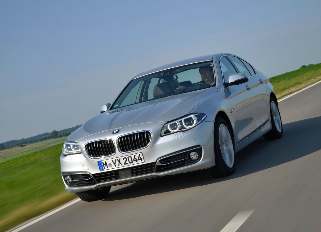 BMW 5 SERIES SEDAN, foto 67