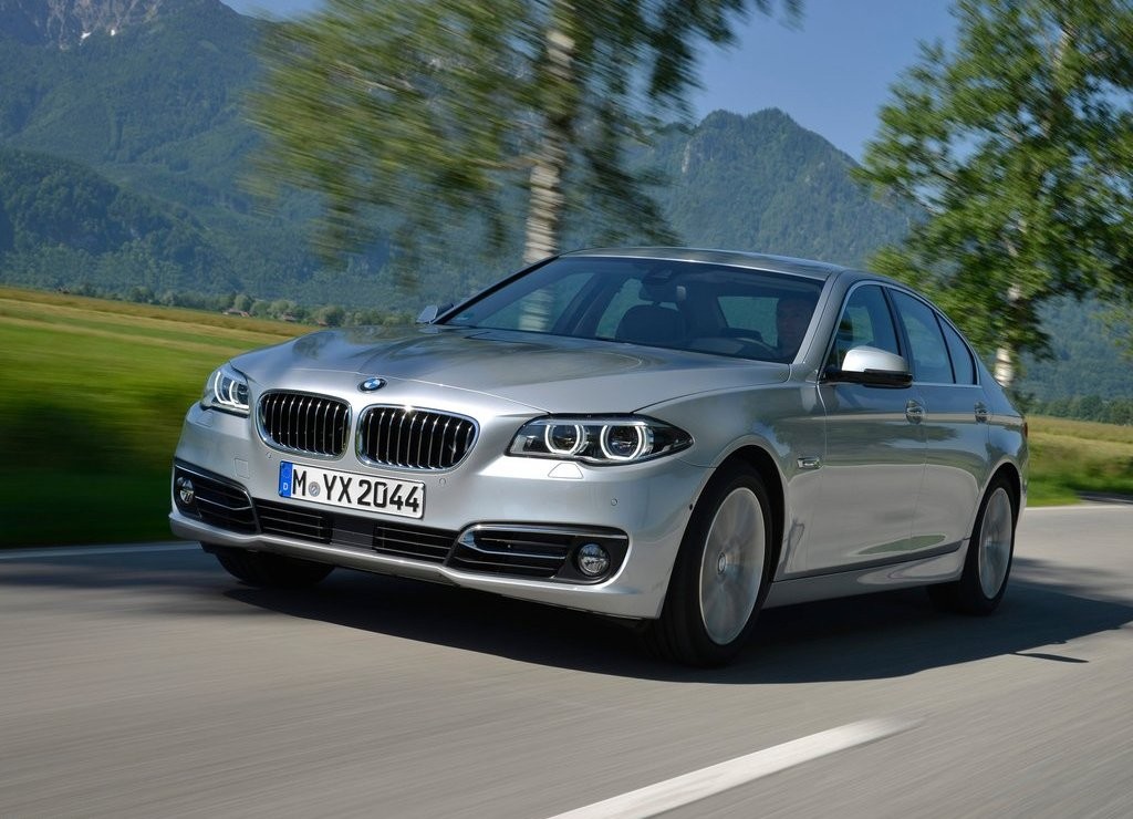 BMW 5 SERIES SEDAN, foto 79