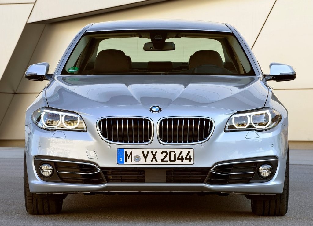 BMW 5 SERIES SEDAN, foto 98