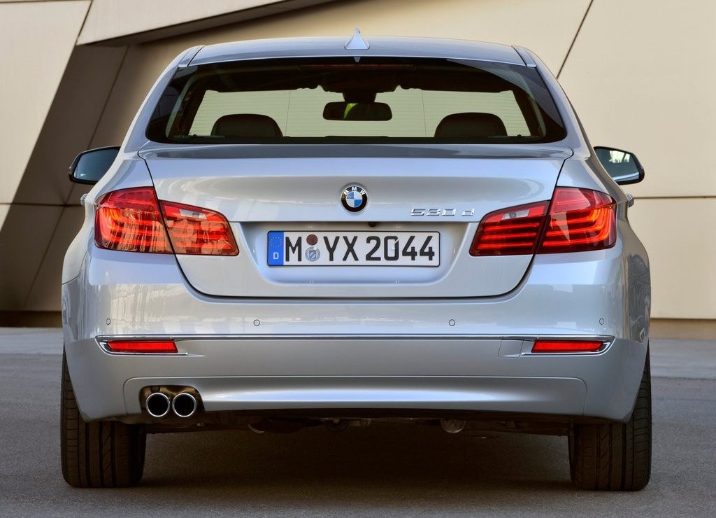 BMW 5 SERIES SEDAN, foto 101