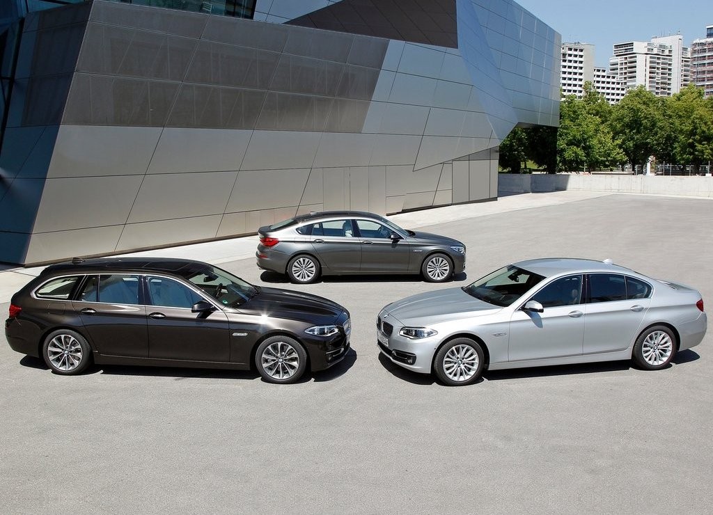 BMW 5 SERIES SEDAN, foto 110