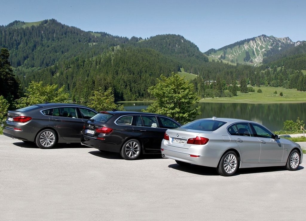 BMW 5 SERIES SEDAN, foto 115