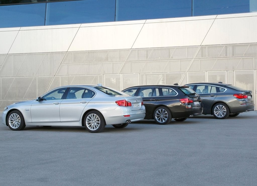 BMW 5 SERIES SEDAN, foto 118