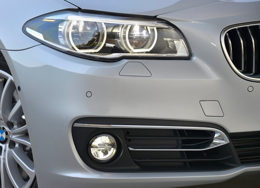 BMW 5 SERIES SEDAN, foto 137