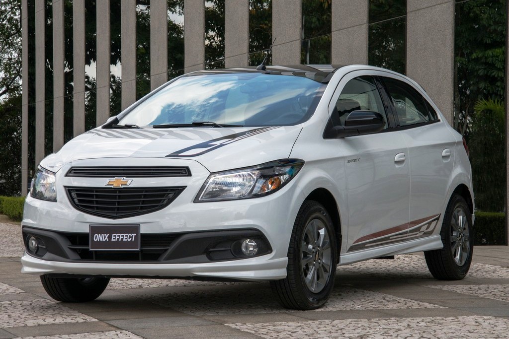 2015 - CHEVROLET ONIX EFFECT, foto 6