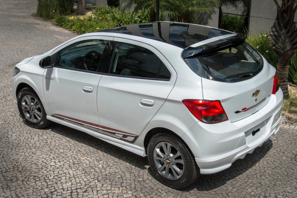 2015 - CHEVROLET ONIX EFFECT, foto 9