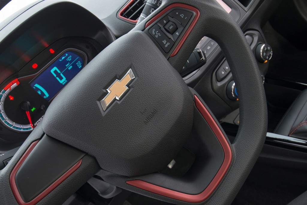 2015 - CHEVROLET ONIX EFFECT, foto 16