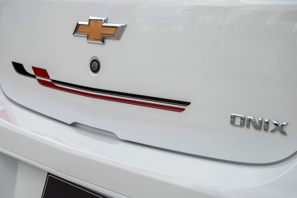 2015 - CHEVROLET ONIX EFFECT, foto 20