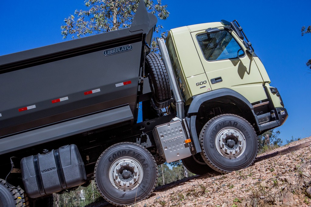 2015 - VOLVO FMX, foto 2