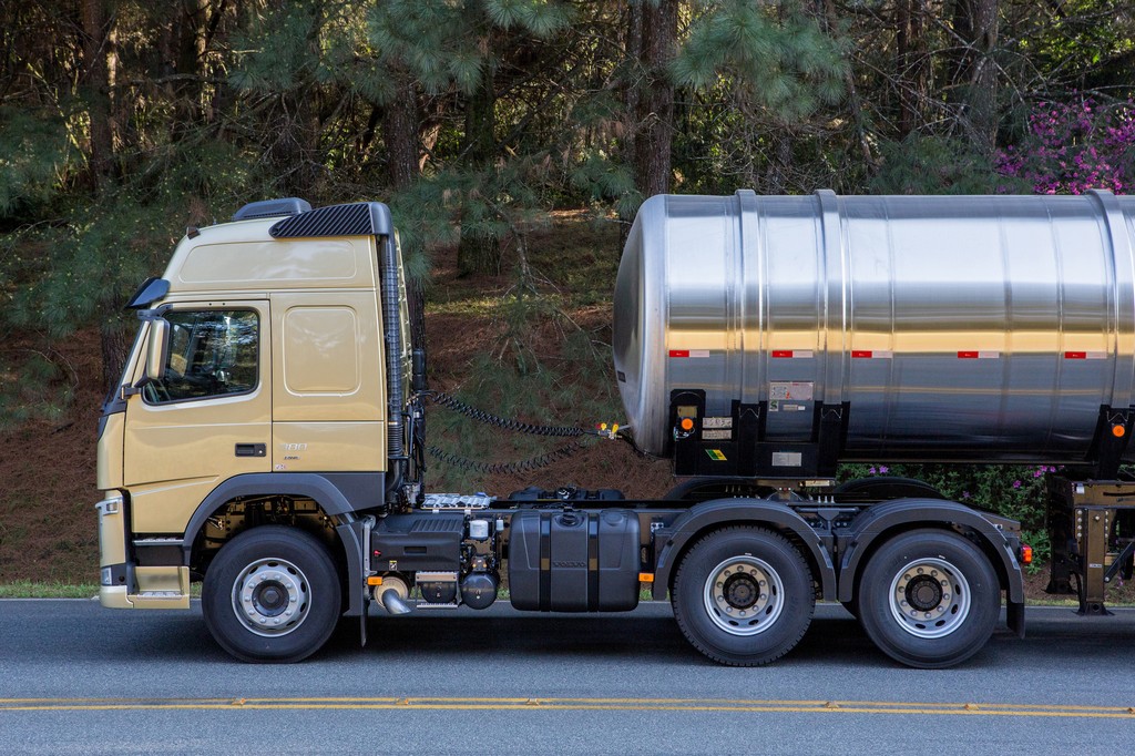 2015 - VOLVO FM, foto 2