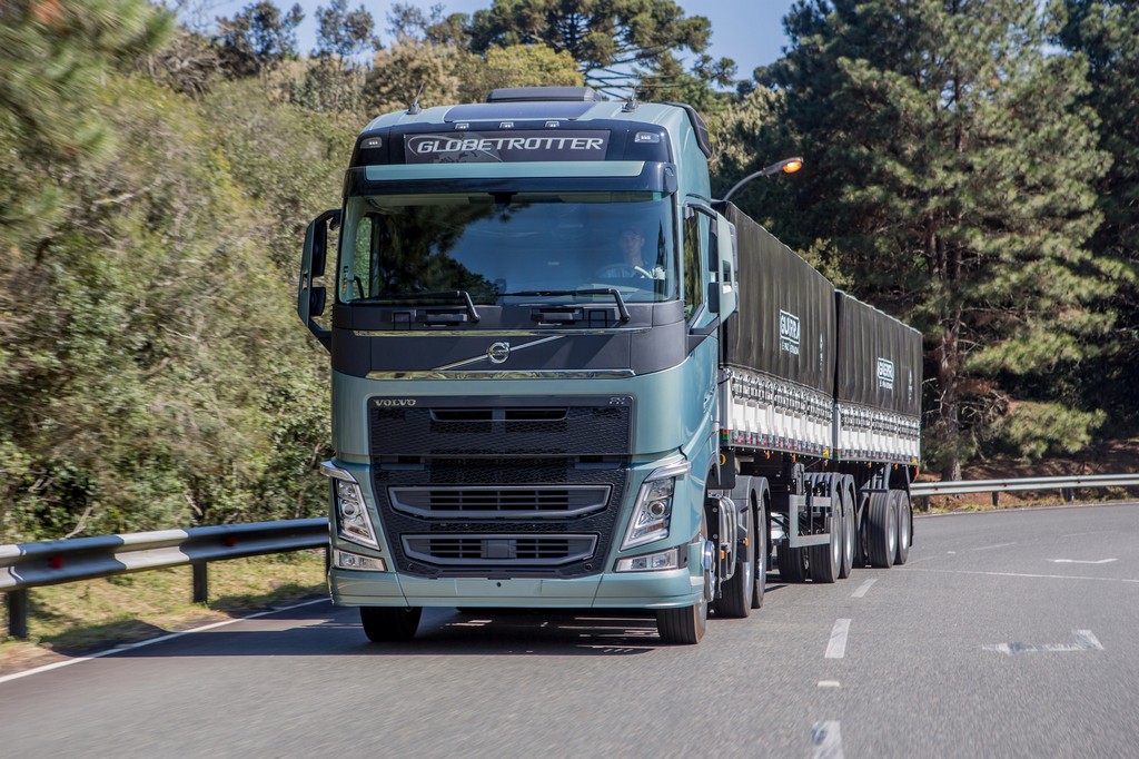 2015 - VOLVO FH, foto 1