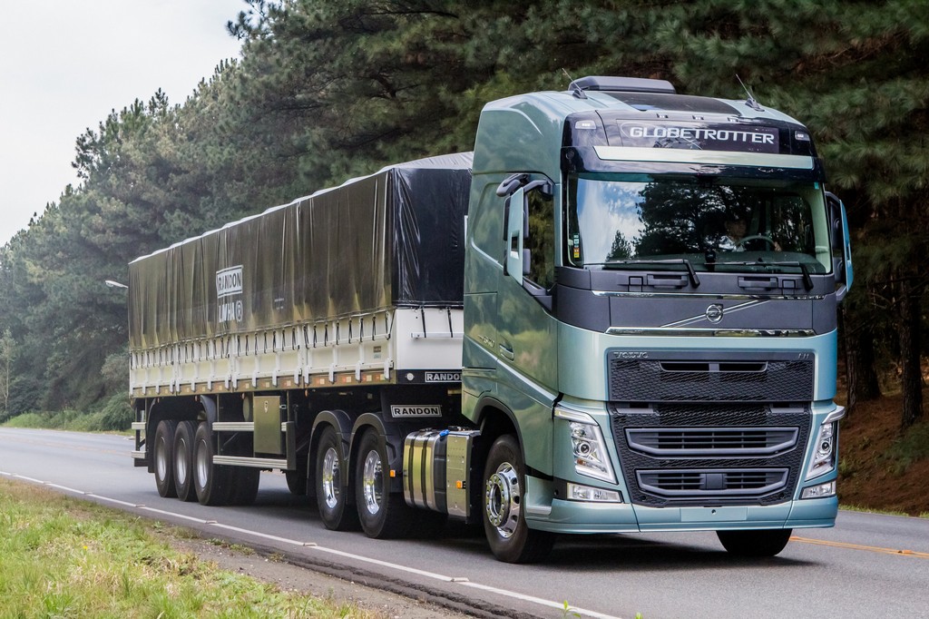 2015 - VOLVO FH, foto 2