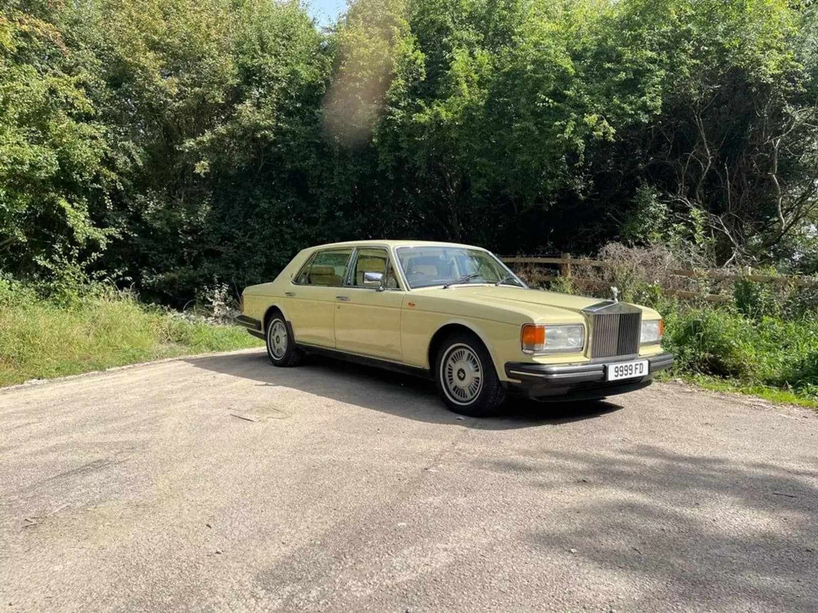 ROLLS-ROYCE SILVER SPUR MAGNOLIA BEIGE, foto 4
