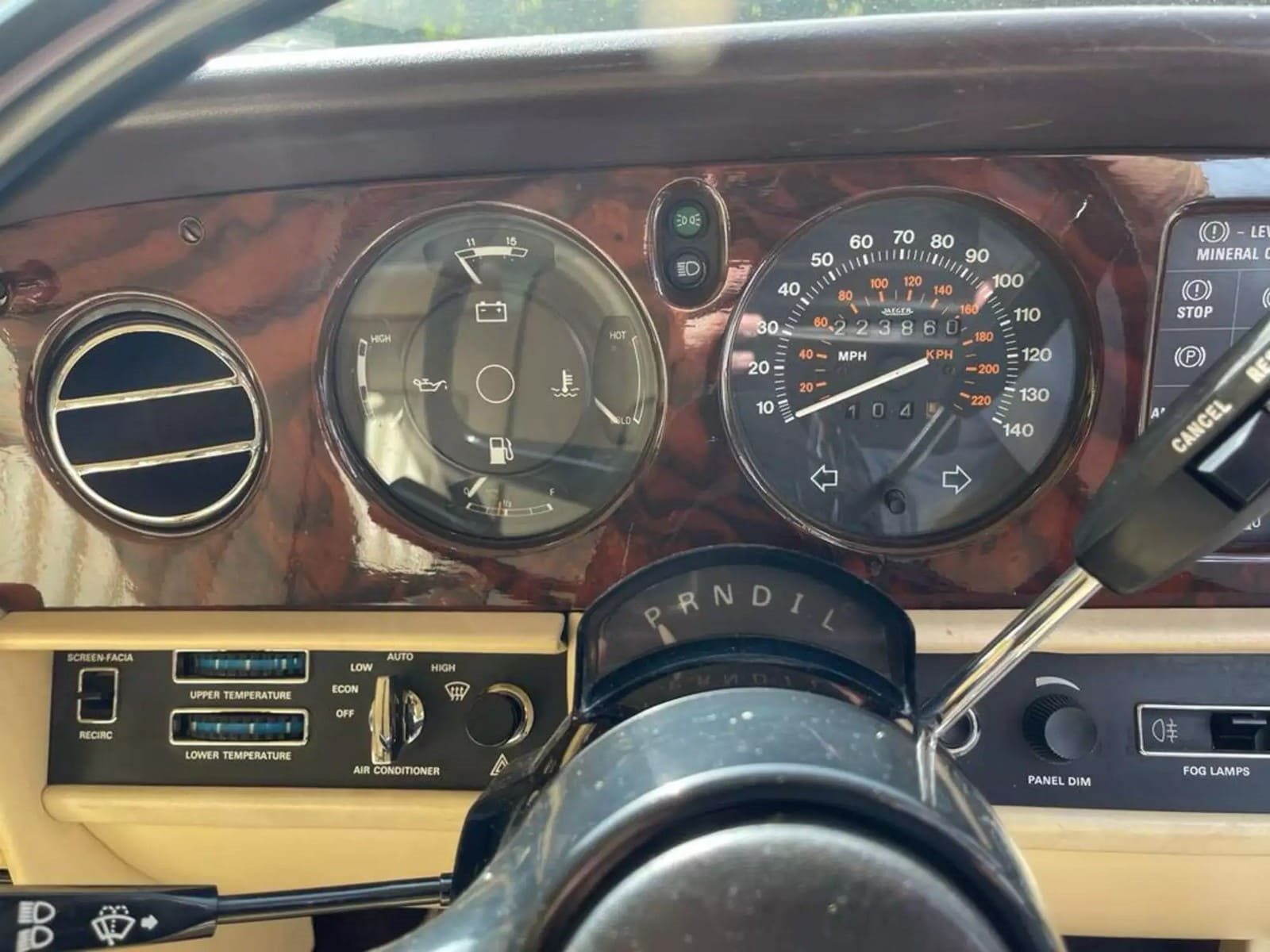 ROLLS-ROYCE SILVER SPUR MAGNOLIA BEIGE, foto 19