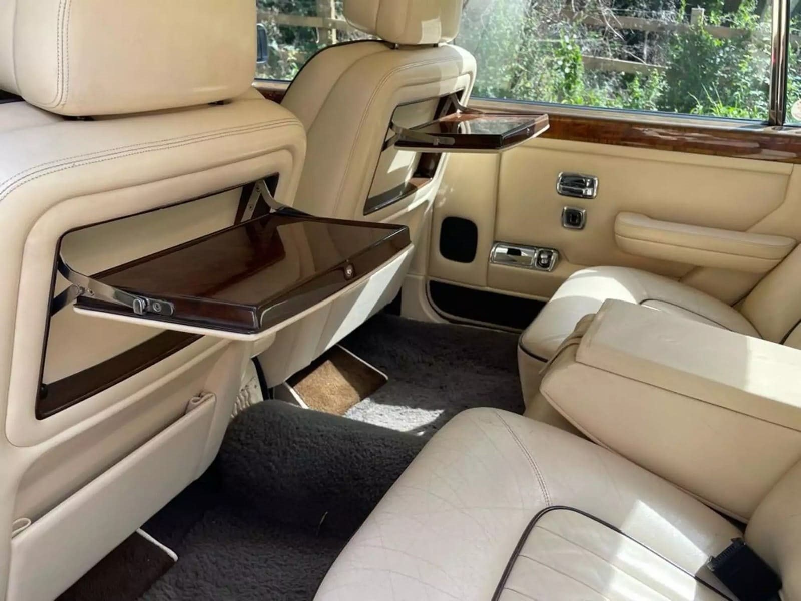 ROLLS-ROYCE SILVER SPUR MAGNOLIA BEIGE, foto 24