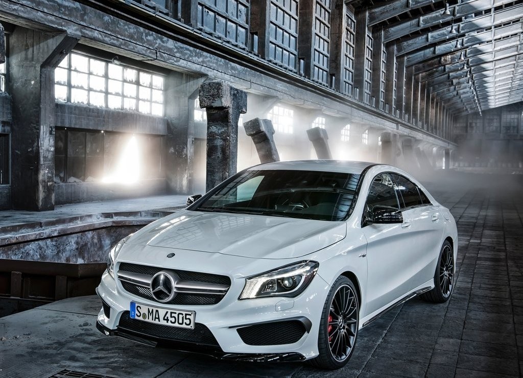 MERCEDES-BENZ CLA 45 AMG, foto 3