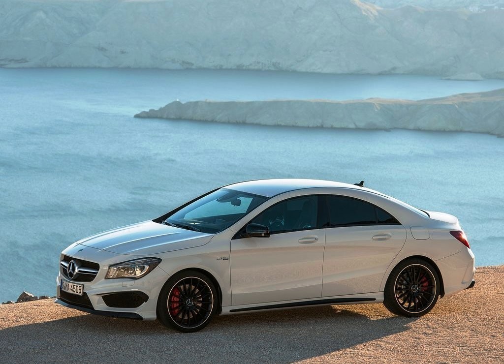 MERCEDES-BENZ CLA 45 AMG, foto 7