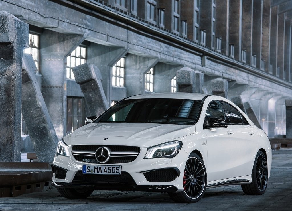 MERCEDES-BENZ CLA 45 AMG, foto 9