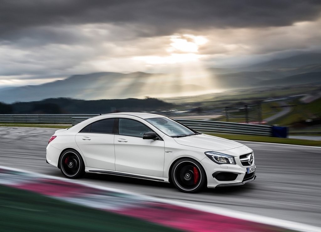 MERCEDES-BENZ CLA 45 AMG, foto 14