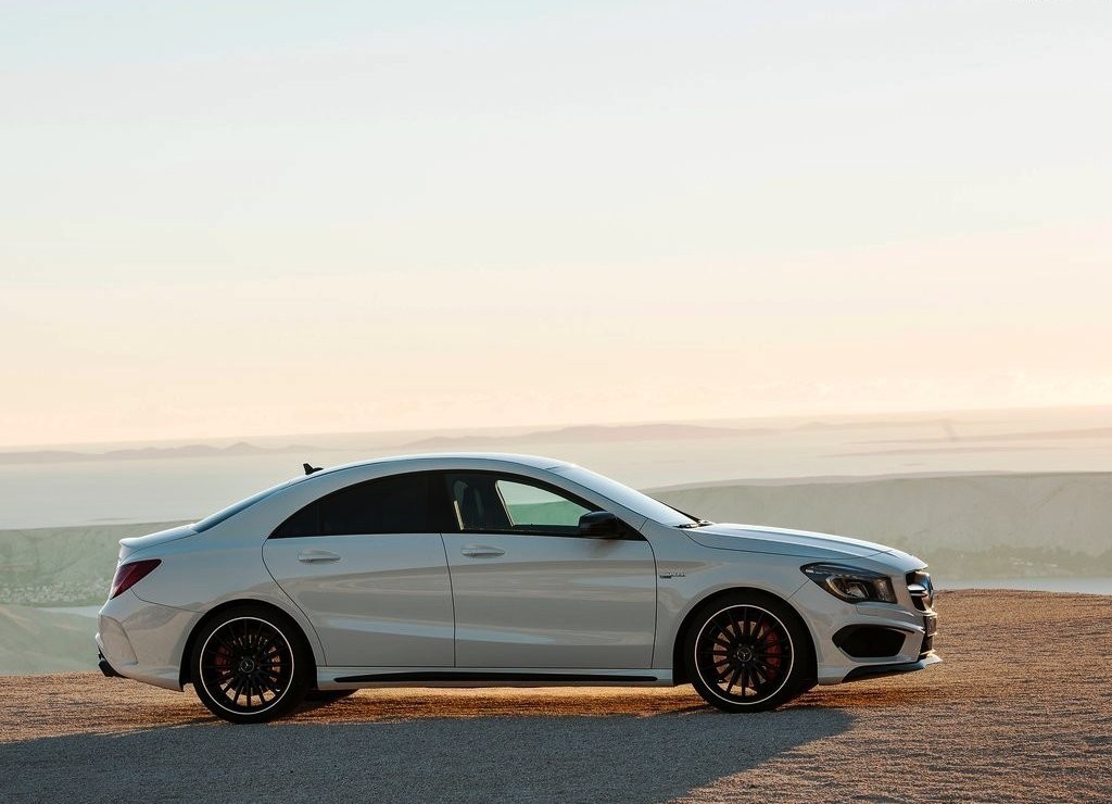 MERCEDES-BENZ CLA 45 AMG, foto 15