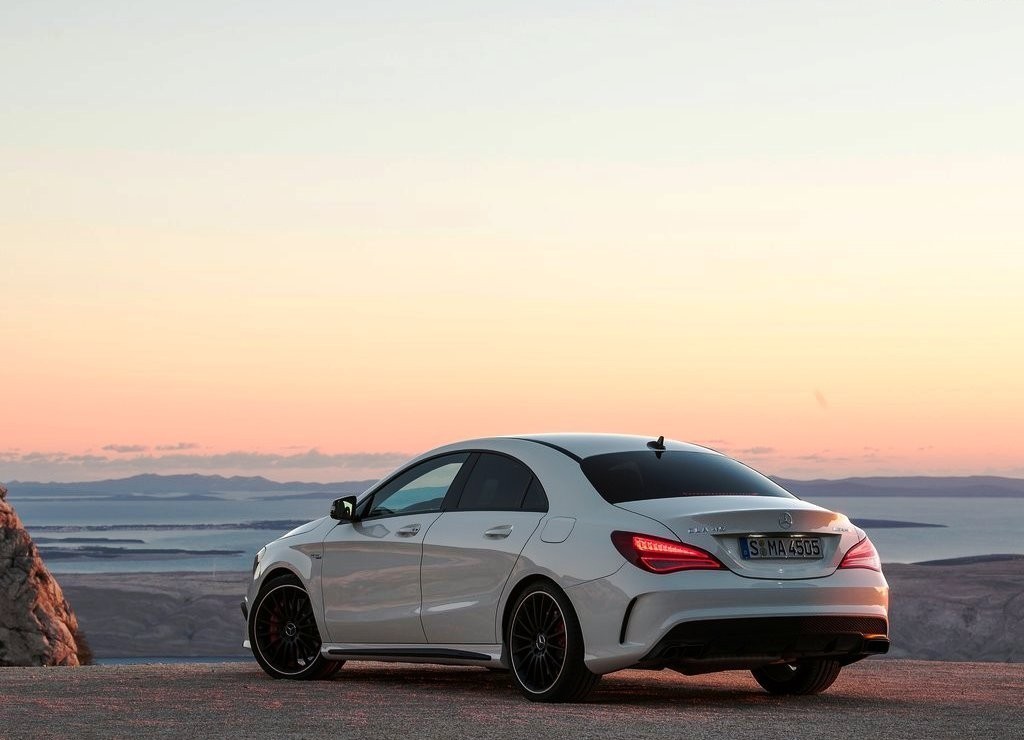 MERCEDES-BENZ CLA 45 AMG, foto 21