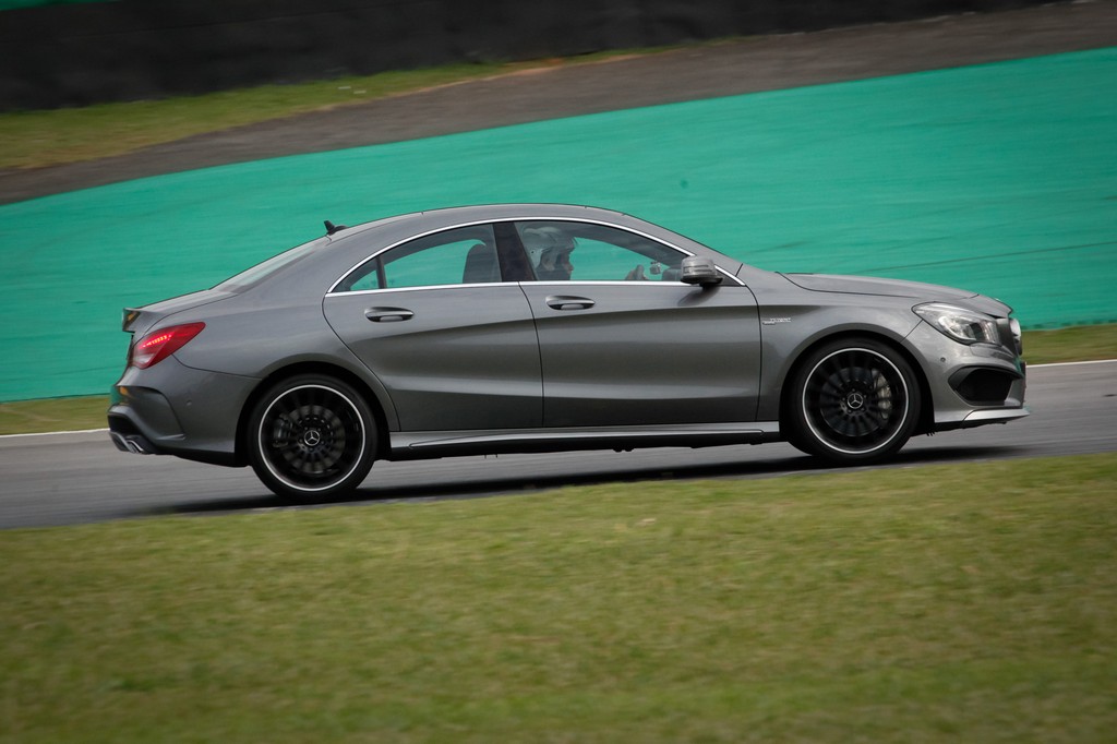 MERCEDES-BENZ CLA 45 AMG, foto 101