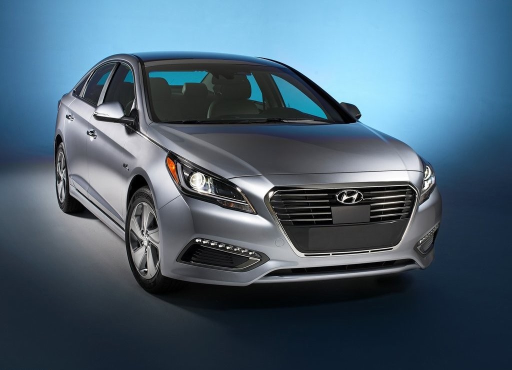 HYUNDAI SONATA PLUG-IN HYBRID, foto 2