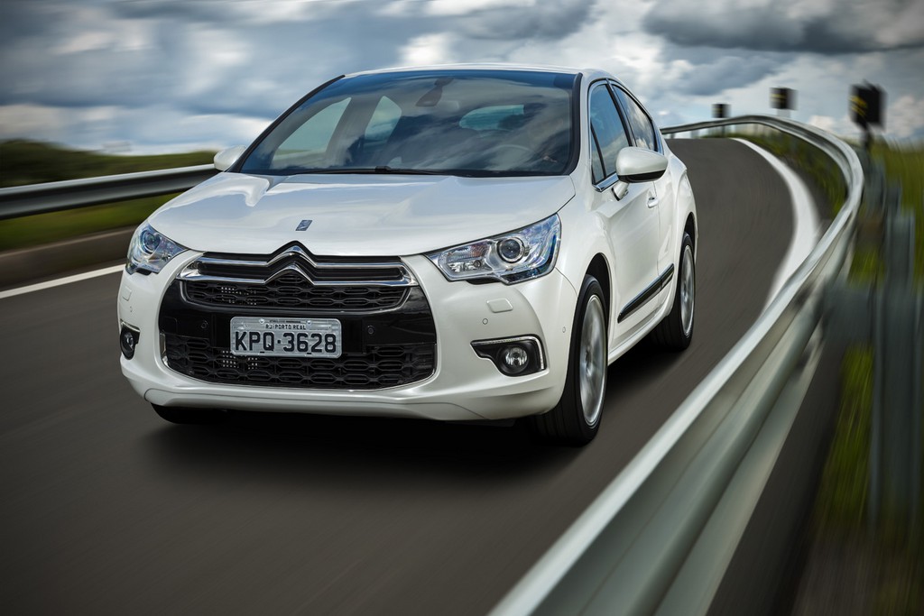 DS 4, foto 1