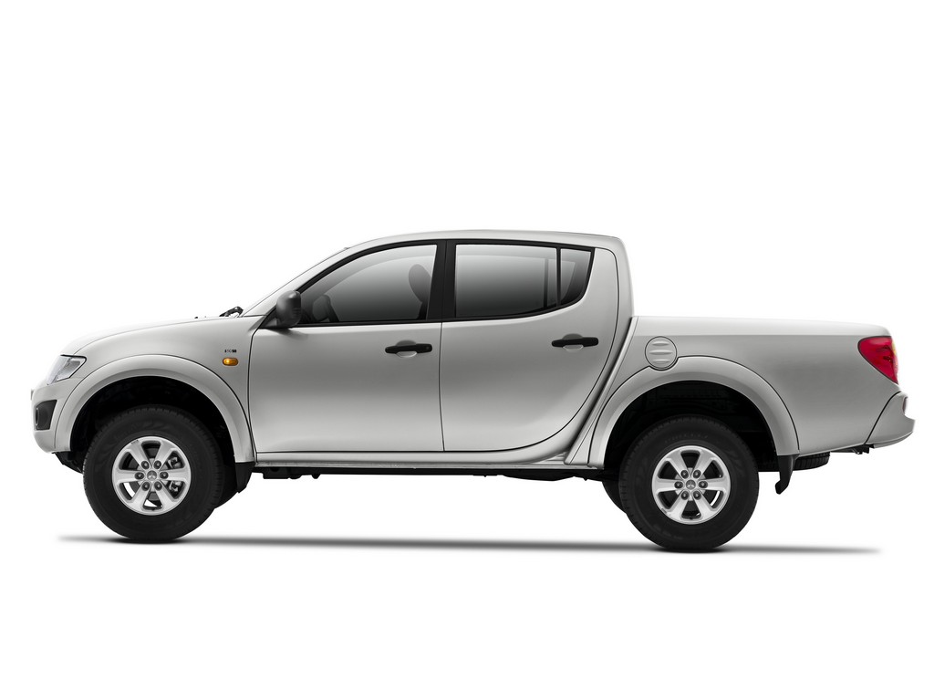 MITSUBISHI L200 TRITON HLS, foto 2
