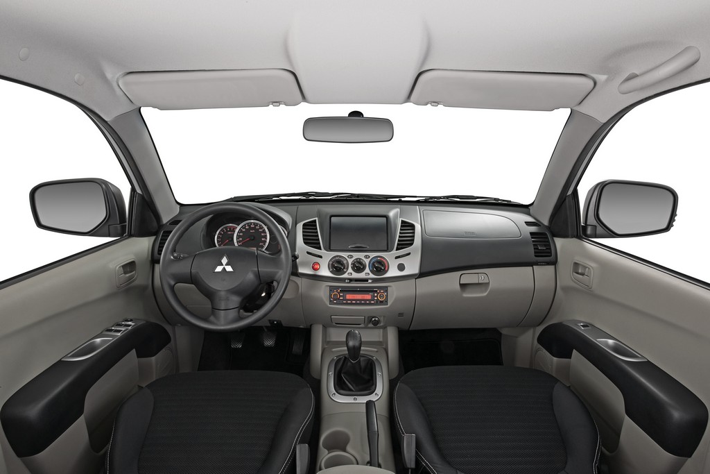 MITSUBISHI L200 TRITON HLS, foto 3