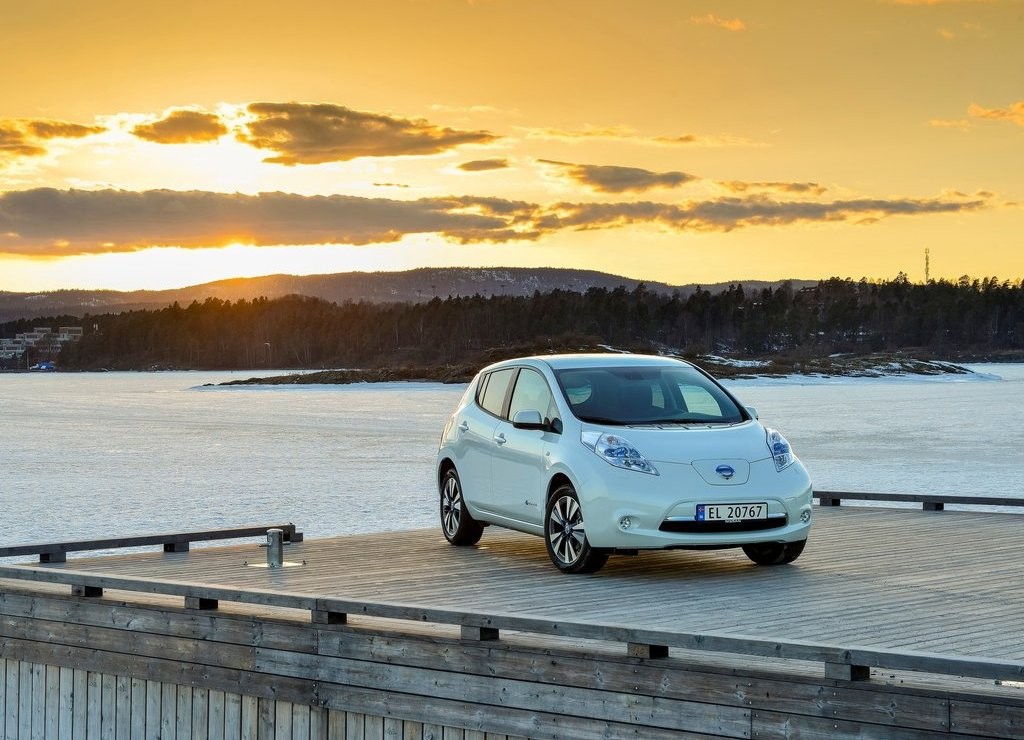 NISSAN LEAF, foto 23