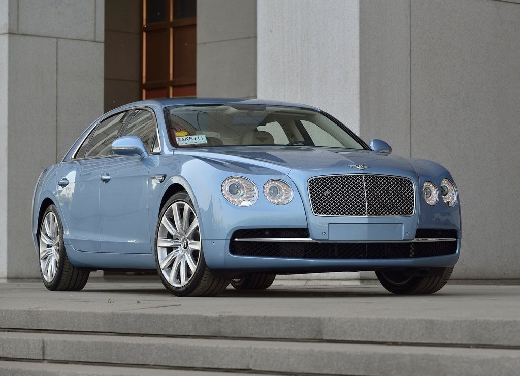 BENTLEY FLYING SPUR, foto 11